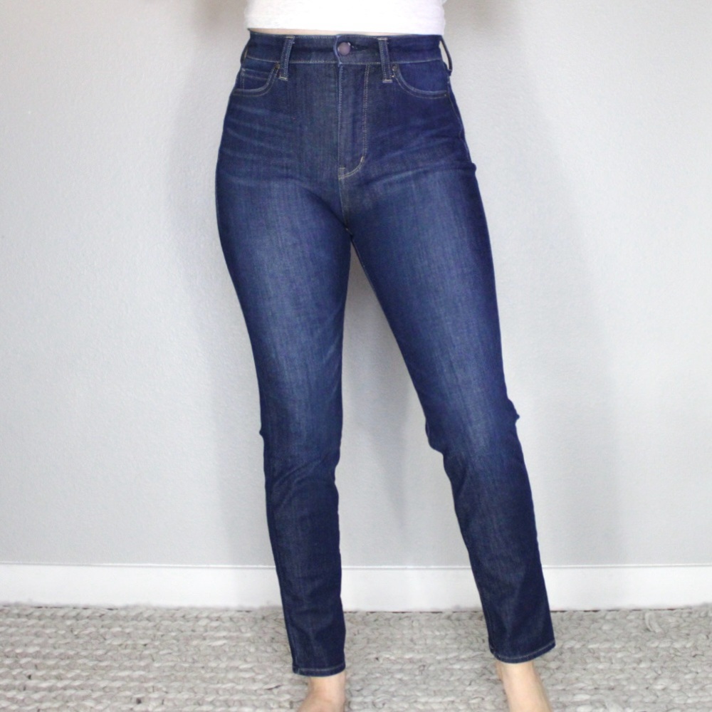 Uniqlo Skinny Tapered High Rise Jeans Dark Wash